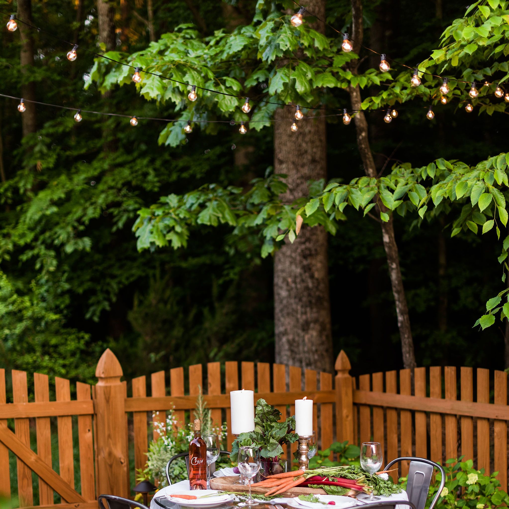 Paver patio with outdoor dining table